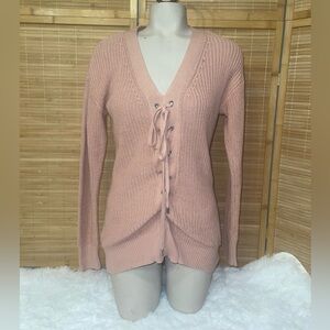 Guess pink cable knit v-neck sweater tie lace up front woman’s size small